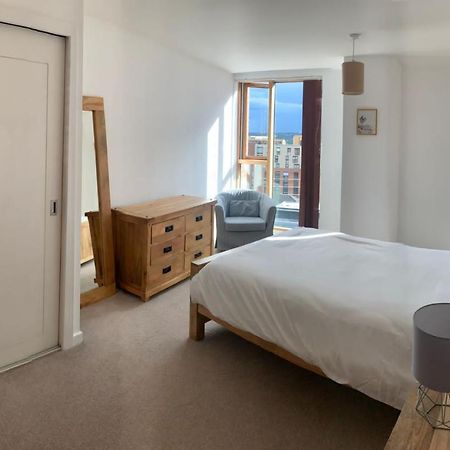 ليدز 2 Bed Apartment In Granary Wharf Leeds المظهر الخارجي الصورة