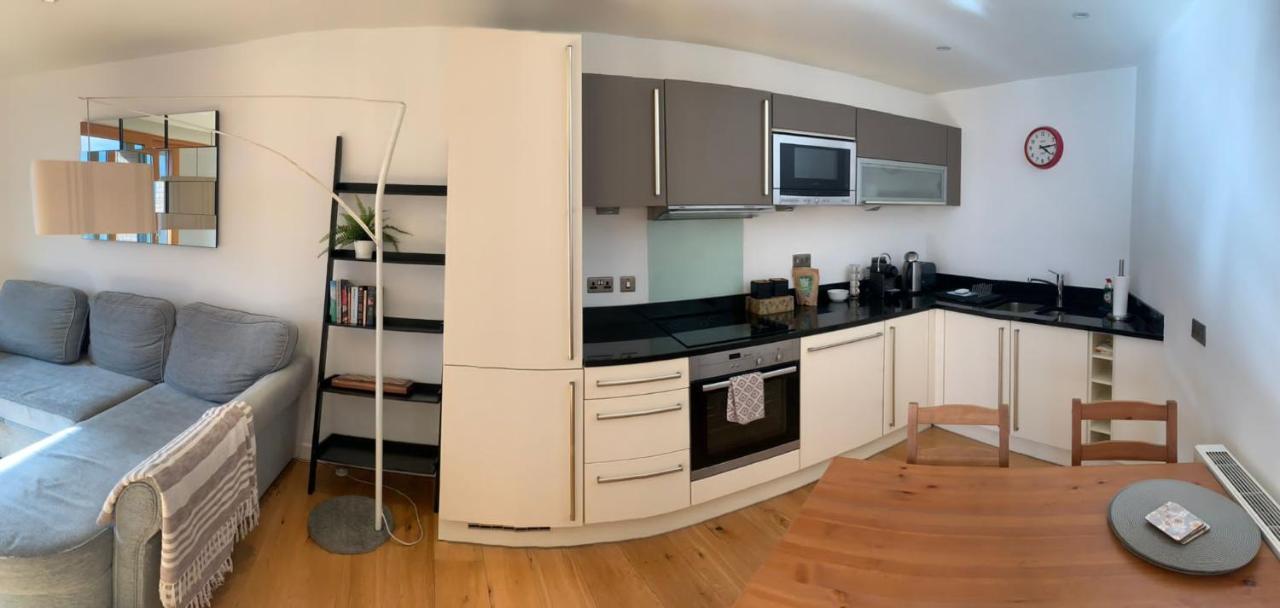 ليدز 2 Bed Apartment In Granary Wharf Leeds المظهر الخارجي الصورة